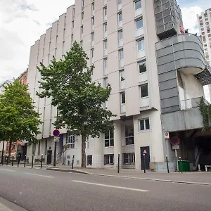 https://auberge-de-jeunesse-hi-le-dartagnan.fr-paris.fr
