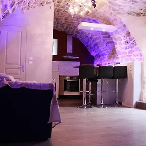 https://gite-de-la-fontaine.midi-pyreneeshotels.com